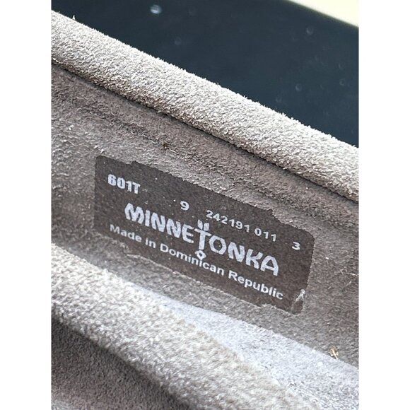 Minnetonka Womens Size 9 Thunderbird "Animikii" Hardsole Moccasins - Picture 4 of 7